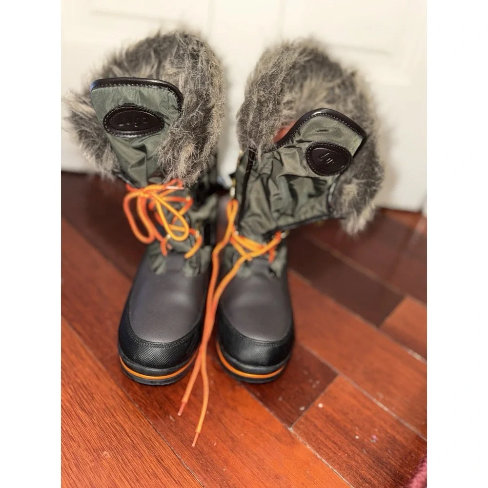 Lugz Tundra Water resistant Winter Chukka Boots Black/ Olive Green Women's sz 7